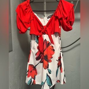 Dress/Romper, Size S,Floral Print Off shoulder knotted puff sleeve skorts romper